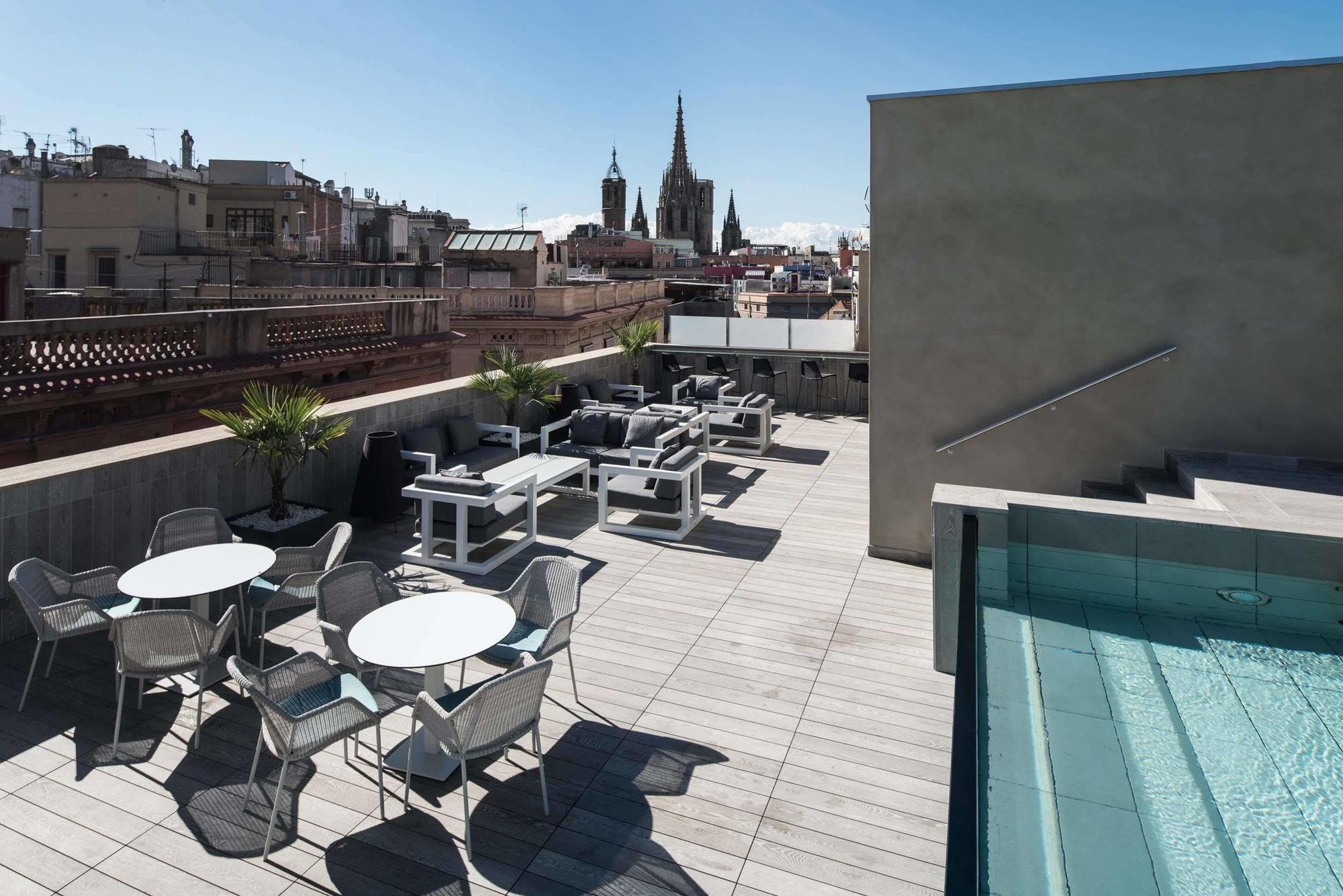 Catalonia Magdalenes Hotel Barcelona Bagian luar foto